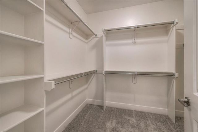 9852 W Greeley Street, Lenexa, KS 66227