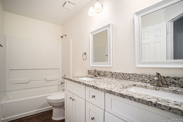 2726 Gato Del Sol, San Antonio, TX 78245