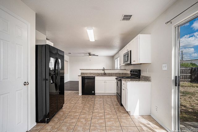 2726 Gato Del Sol, San Antonio, TX 78245