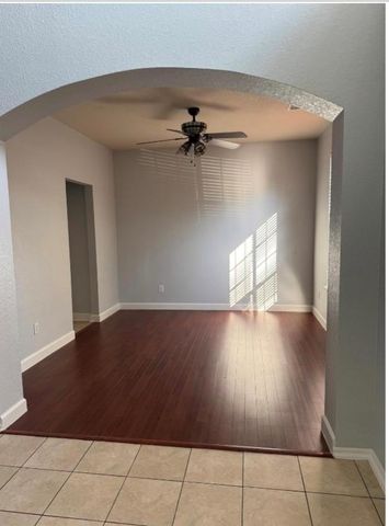 16722 Missionary Ridge Lane, Houston, TX 77083