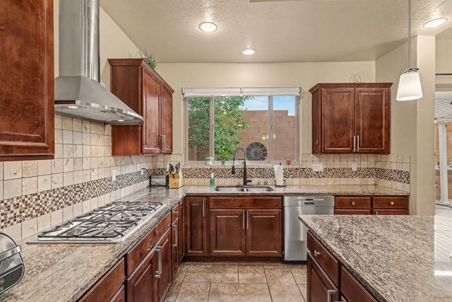 8700 Aspen Leaf Drive NE, Albuquerque, NM 87122