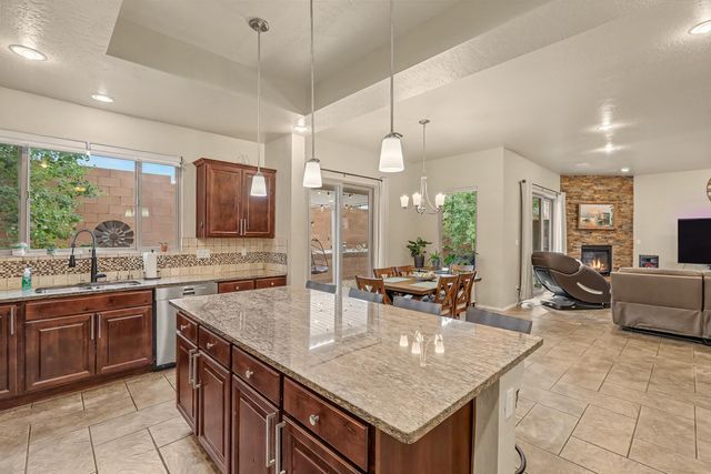 8700 Aspen Leaf Drive NE, Albuquerque, NM 87122
