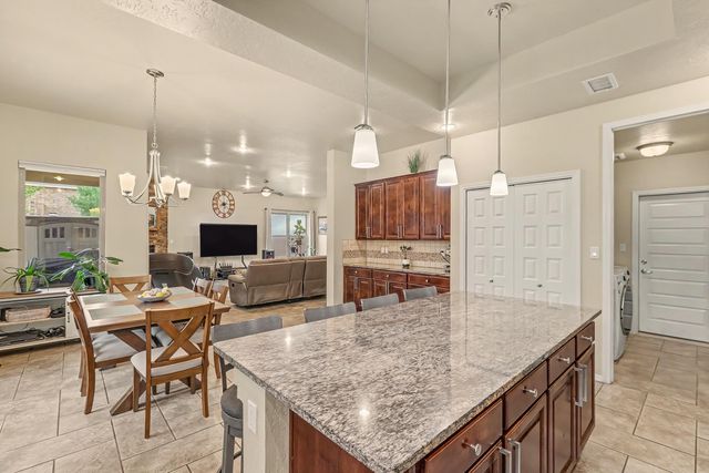 8700 Aspen Leaf Drive NE, Albuquerque, NM 87122