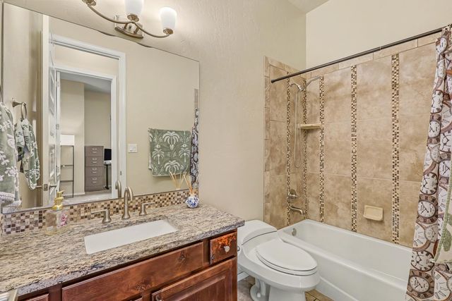 8700 Aspen Leaf Drive NE, Albuquerque, NM 87122