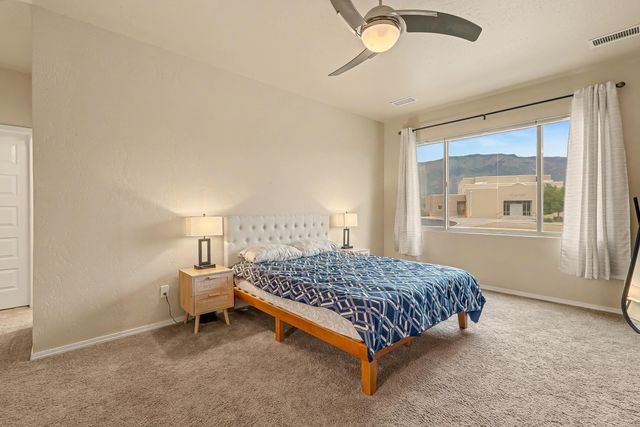 8700 Aspen Leaf Drive NE, Albuquerque, NM 87122