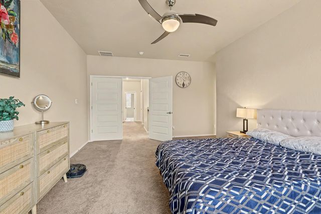 8700 Aspen Leaf Drive NE, Albuquerque, NM 87122