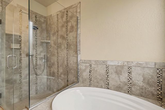 8700 Aspen Leaf Drive NE, Albuquerque, NM 87122