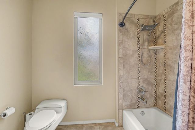 8700 Aspen Leaf Drive NE, Albuquerque, NM 87122