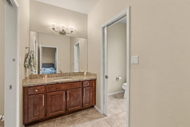 8700 Aspen Leaf Drive NE, Albuquerque, NM 87122