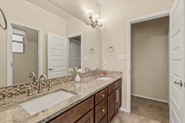 8700 Aspen Leaf Drive NE, Albuquerque, NM 87122