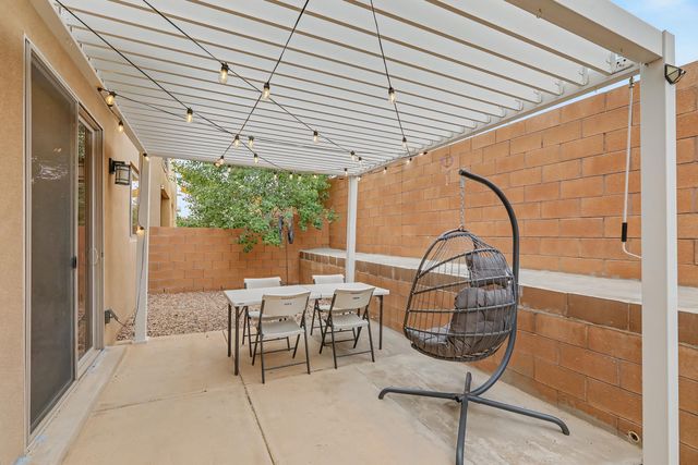 8700 Aspen Leaf Drive NE, Albuquerque, NM 87122