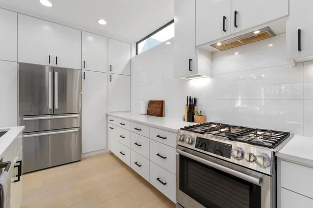 3406 E 17th ST 4, Austin, TX 78721