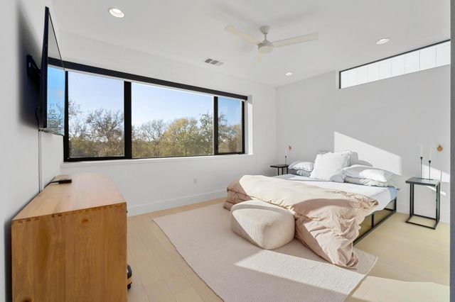 3406 E 17th ST 4, Austin, TX 78721