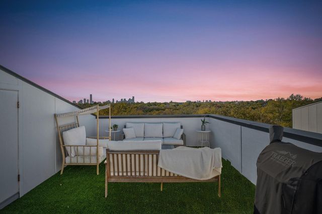 3406 E 17th ST 4, Austin, TX 78721