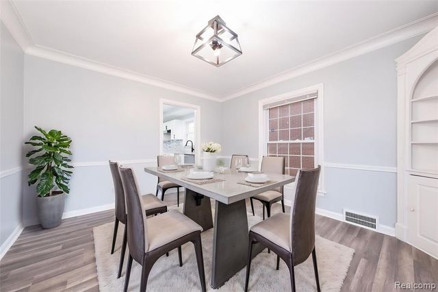 16703 Archdale Street, Detroit, MI 48235