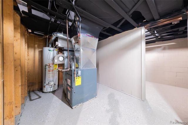 16703 Archdale Street, Detroit, MI 48235