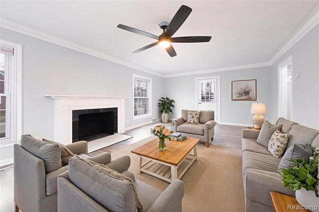 16703 Archdale Street, Detroit, MI 48235