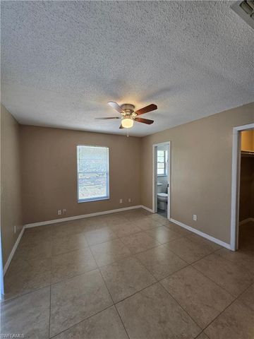 702 SE 47th ST 2, Cape Coral, FL 33904