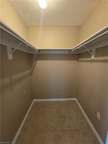 702 SE 47th ST 2, Cape Coral, FL 33904