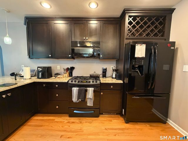 28 Marshall Street, West Haven, CT 06516