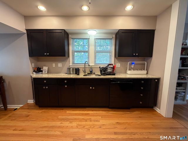 28 Marshall Street, West Haven, CT 06516