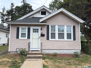 28 Marshall Street, West Haven, CT 06516