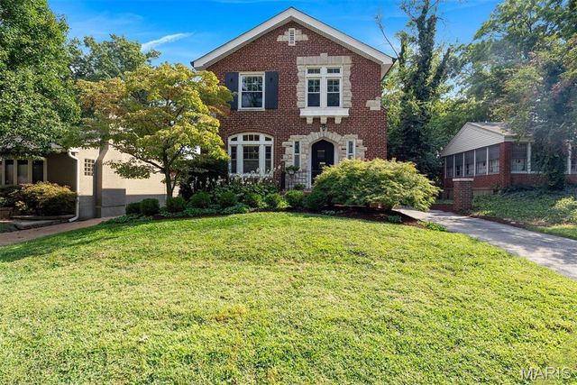 7232 Clayton Road, Richmond Heights, MO 63117