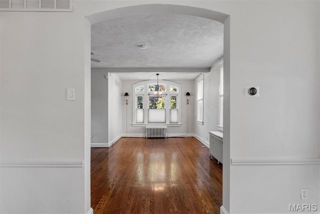 7232 Clayton Road, Richmond Heights, MO 63117