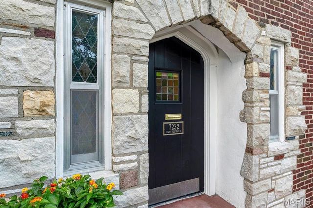 7232 Clayton Road, Richmond Heights, MO 63117