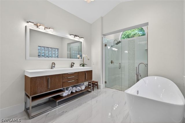 7657 Ponte Verde WAY, Naples, FL 34109