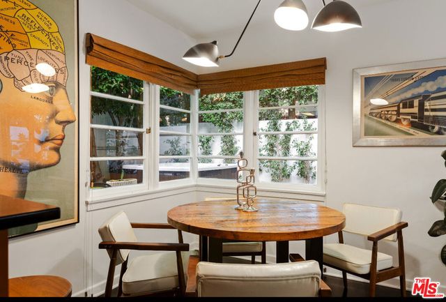 8467 Willoughby Avenue, Los Angeles, CA 90069
