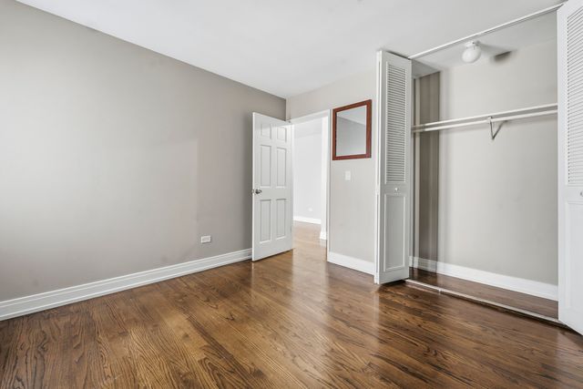 426 W BARRY Avenue 407, Chicago, IL 60657