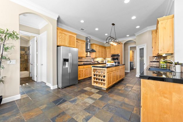 7140 Starkview Pl, Loomis, CA 95650