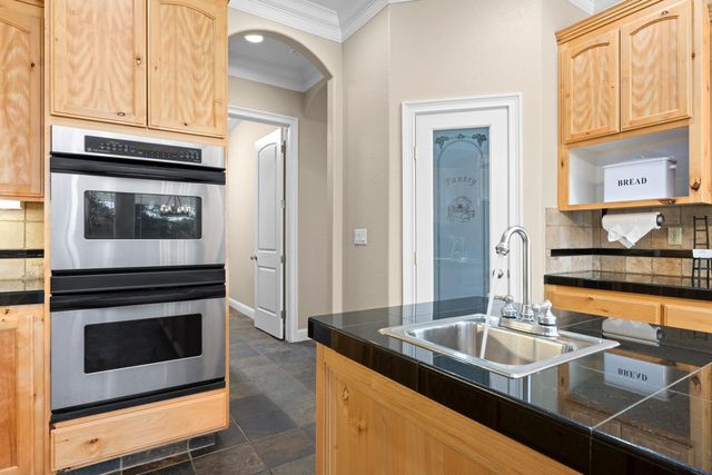 7140 Starkview Pl, Loomis, CA 95650
