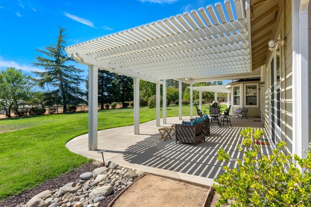 7140 Starkview Pl, Loomis, CA 95650