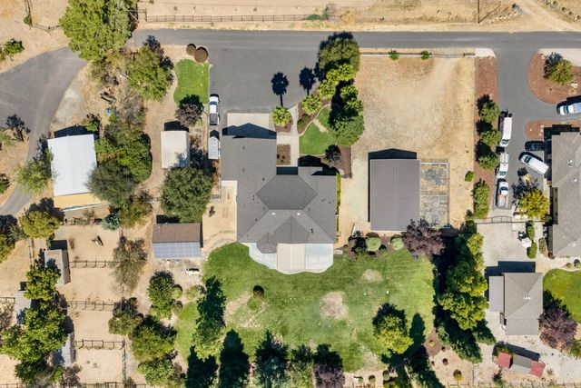 7140 Starkview Pl, Loomis, CA 95650