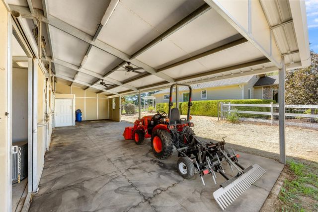 7140 Starkview Pl, Loomis, CA 95650