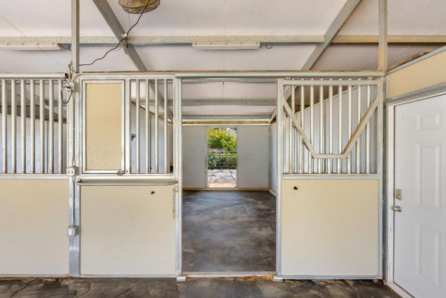 7140 Starkview Pl, Loomis, CA 95650