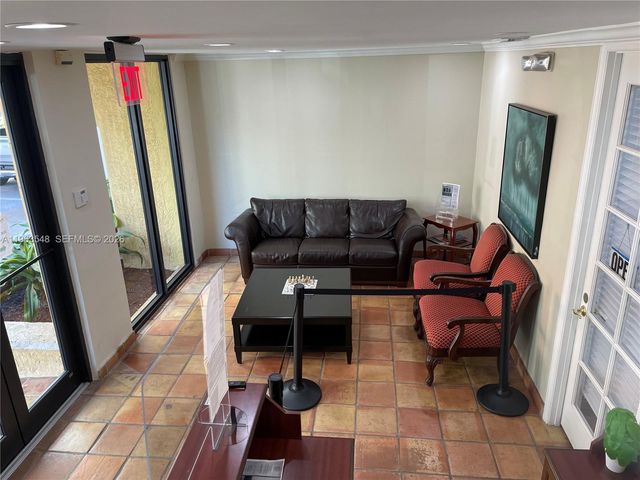 338 Minorca Ave, Coral Gables, FL 33134