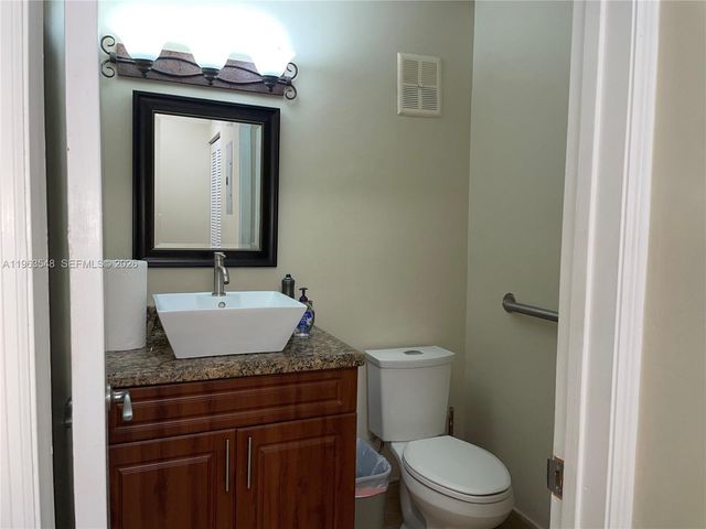 338 Minorca Ave, Coral Gables, FL 33134