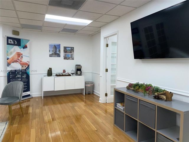 338 Minorca Ave, Coral Gables, FL 33134