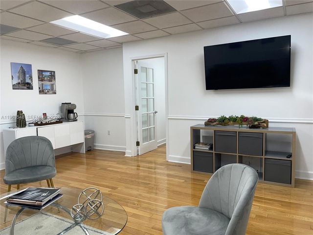 338 Minorca Ave, Coral Gables, FL 33134