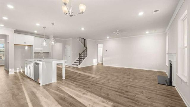 1040 Trident Maple Chase, Lawrenceville, GA 30045
