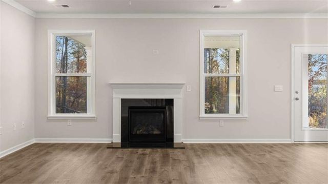 1040 Trident Maple Chase, Lawrenceville, GA 30045
