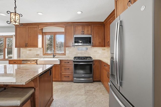 1746 Malibu DRIVE, Cedarburg, WI 53012