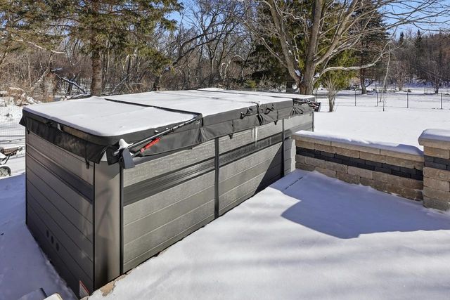 1746 Malibu DRIVE, Cedarburg, WI 53012