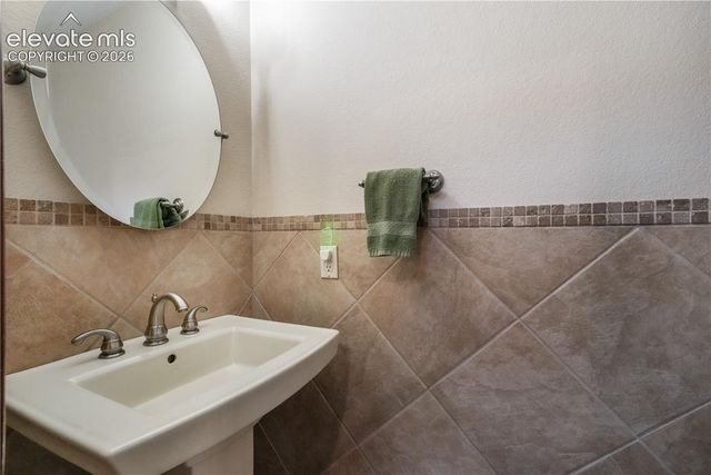 6965 Blackhawk Place, Colorado Springs, CO 80919