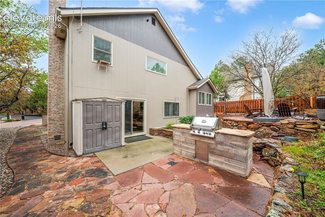 6965 Blackhawk Place, Colorado Springs, CO 80919