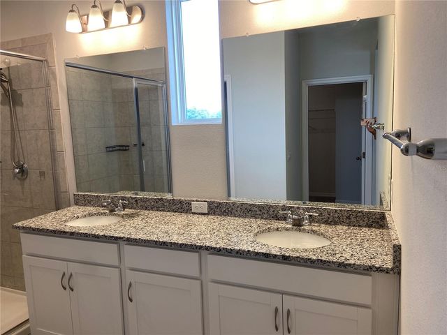 5029 AVALON PARK BOULEVARD, Wesley Chapel, FL 33545