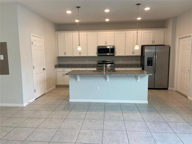 5029 AVALON PARK BOULEVARD, Wesley Chapel, FL 33545